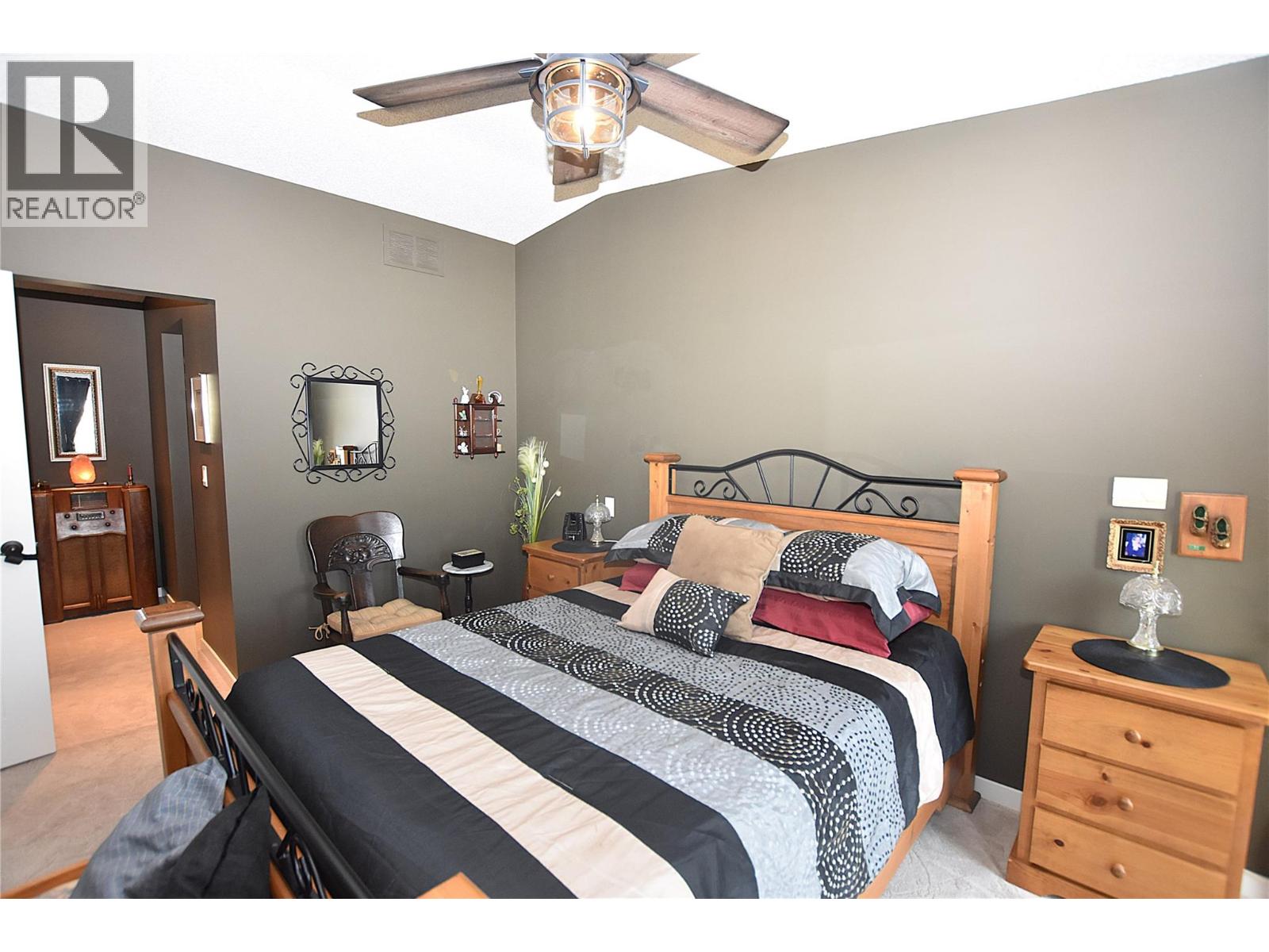 535 Loon Avenue, Vernon
