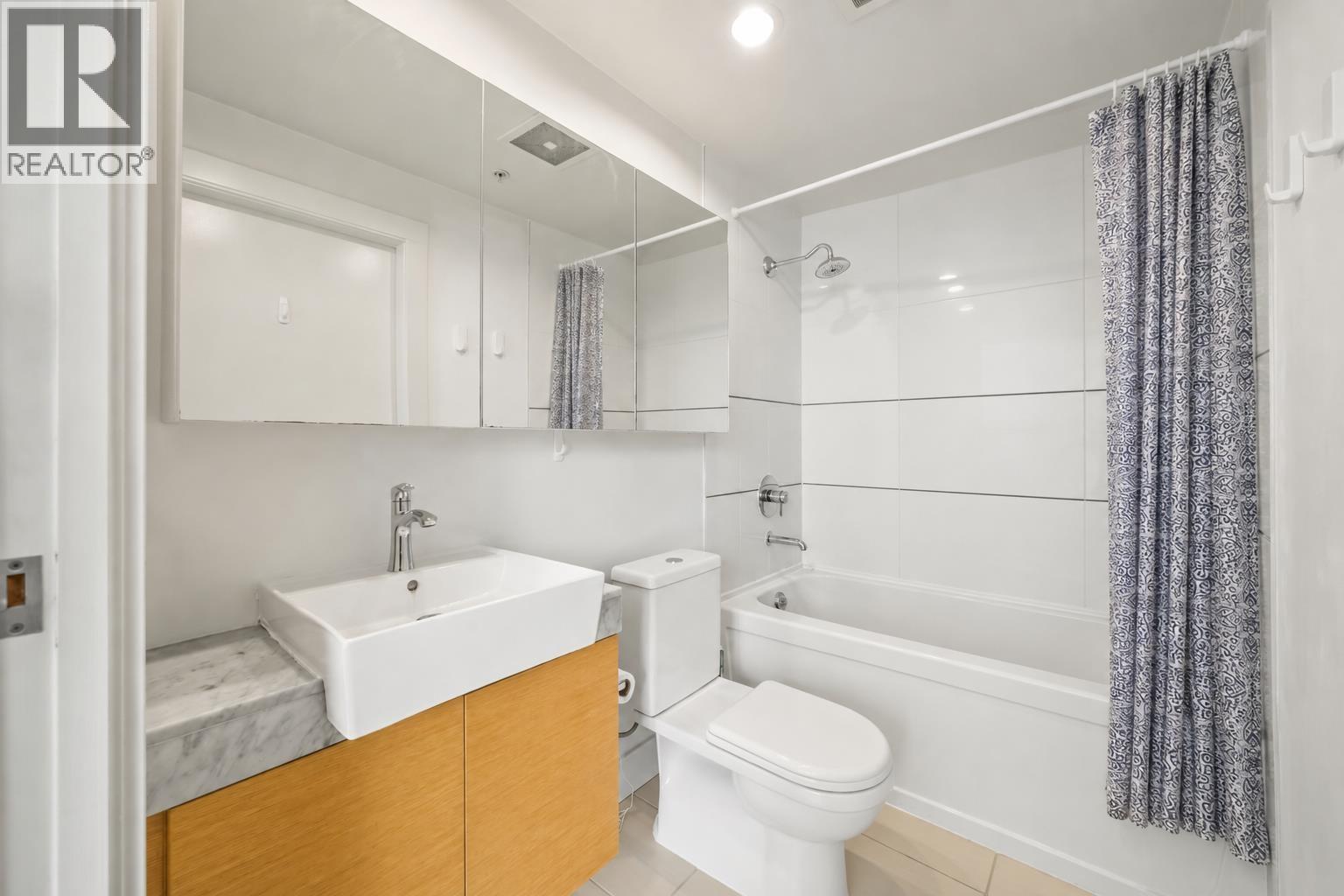 2 Bed, 2 Bath House for Sale in Vancouver – 2505 565 SMITHE STREET, Vancouver – MLS# R3159670 - Image 19