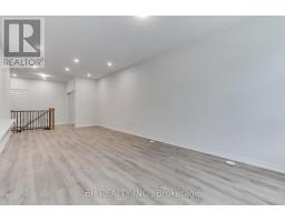 Lot 18 - 23 Harold Wilson Lane, Richmond Hill, ON L4S1N5 Photo 9