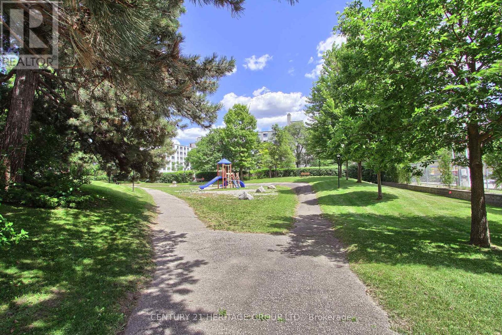 #1203 1360 YORK MILLS ROAD - 32
