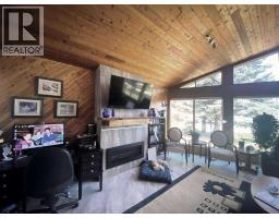 34 Lakeshore Drive, Grandview — photo 4