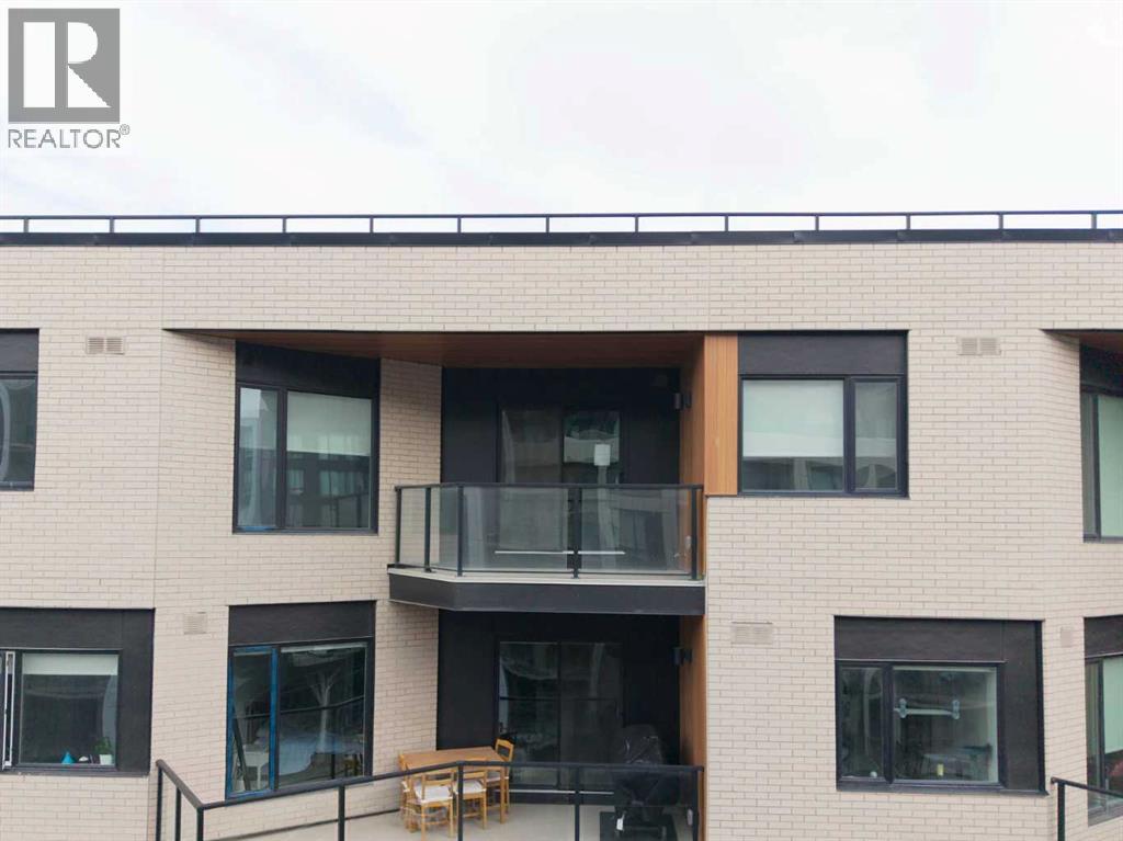 606, 8370 Broadcast Avenue SW, Calgary, Alberta, T3H6L3