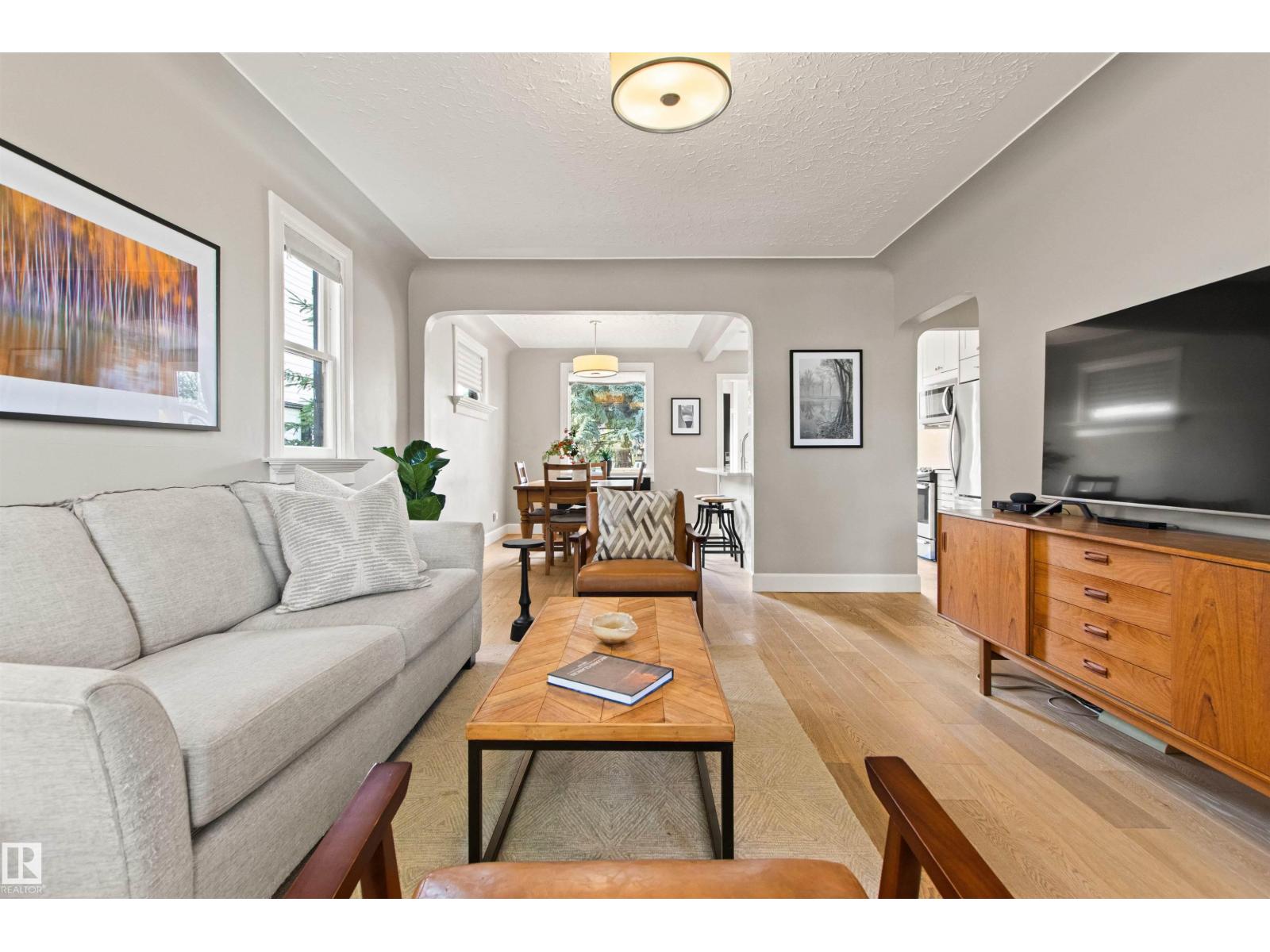 10741 70 AV NW - 4