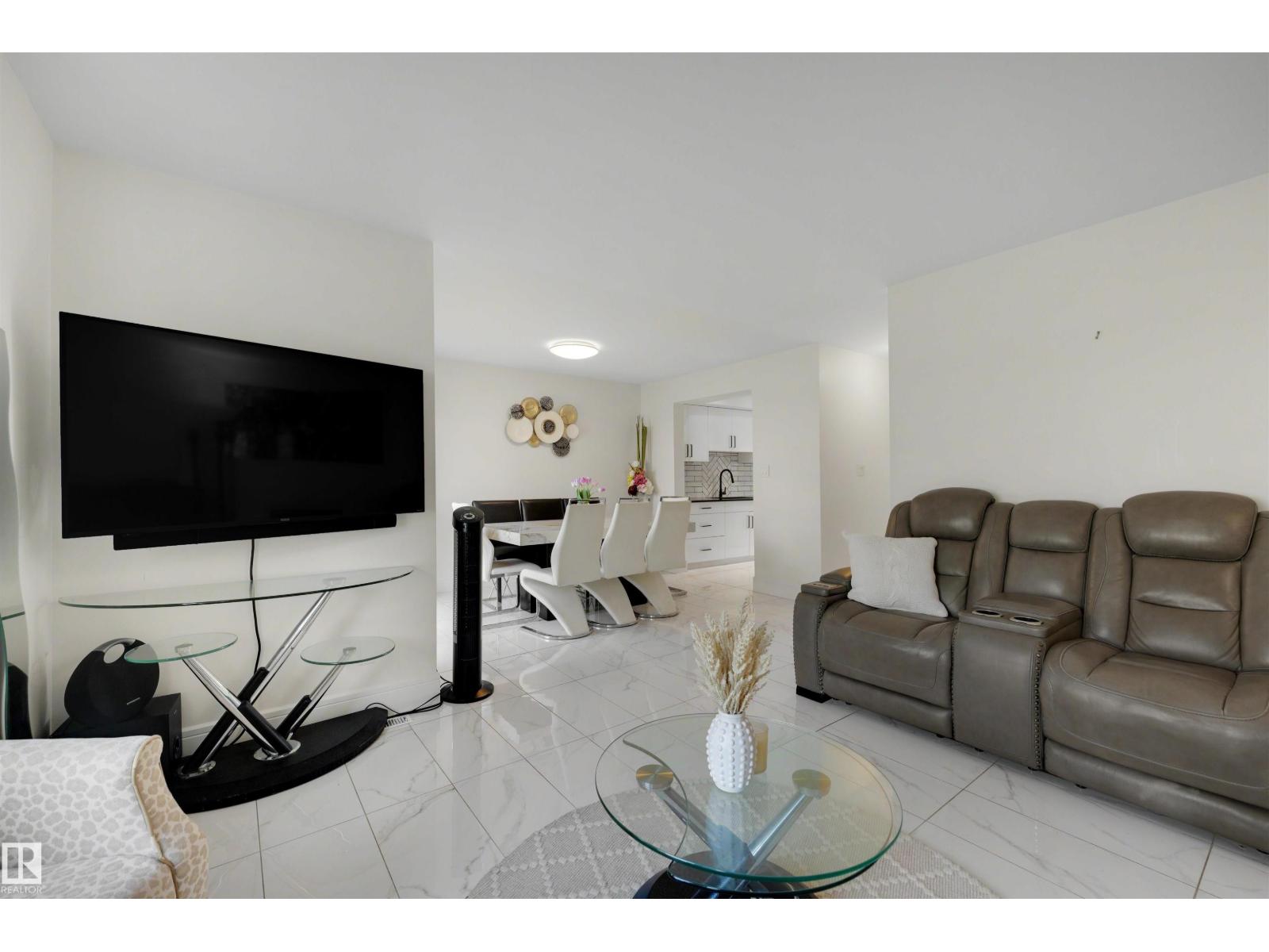 #17 3520 60 ST NW - Image 10