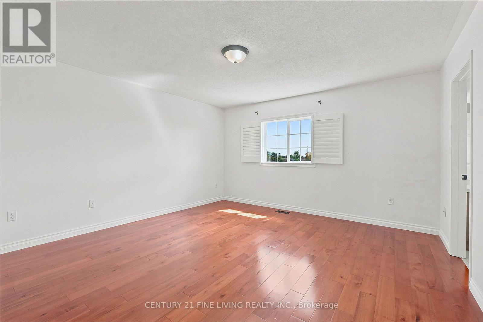 92 KETTLEWELL CRESCENT - 22