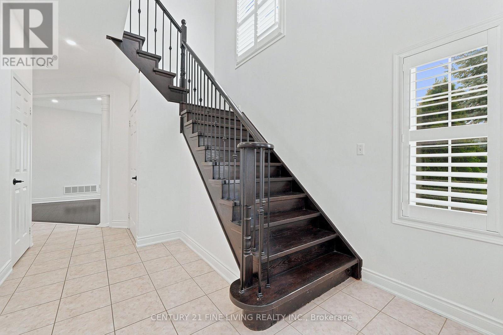 92 KETTLEWELL CRESCENT - 3