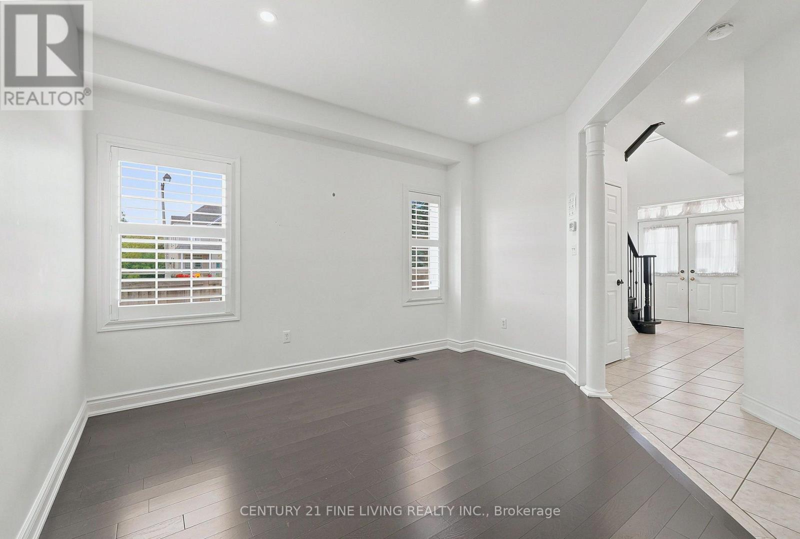 92 KETTLEWELL CRESCENT - 8