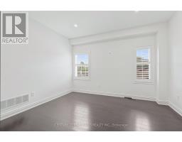 Bedroom 3 - 92 Kettlewell Crescent, Brampton, ON L6R0T1 Photo 6