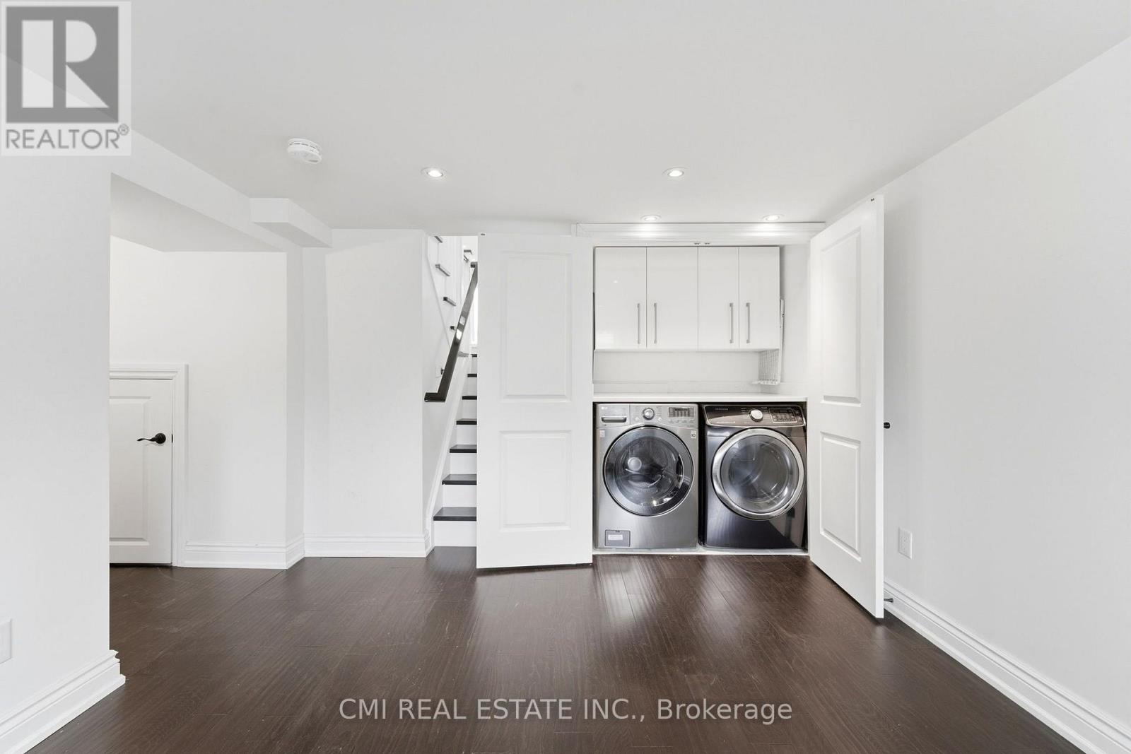 677 LOMOND CRESCENT - Image 31