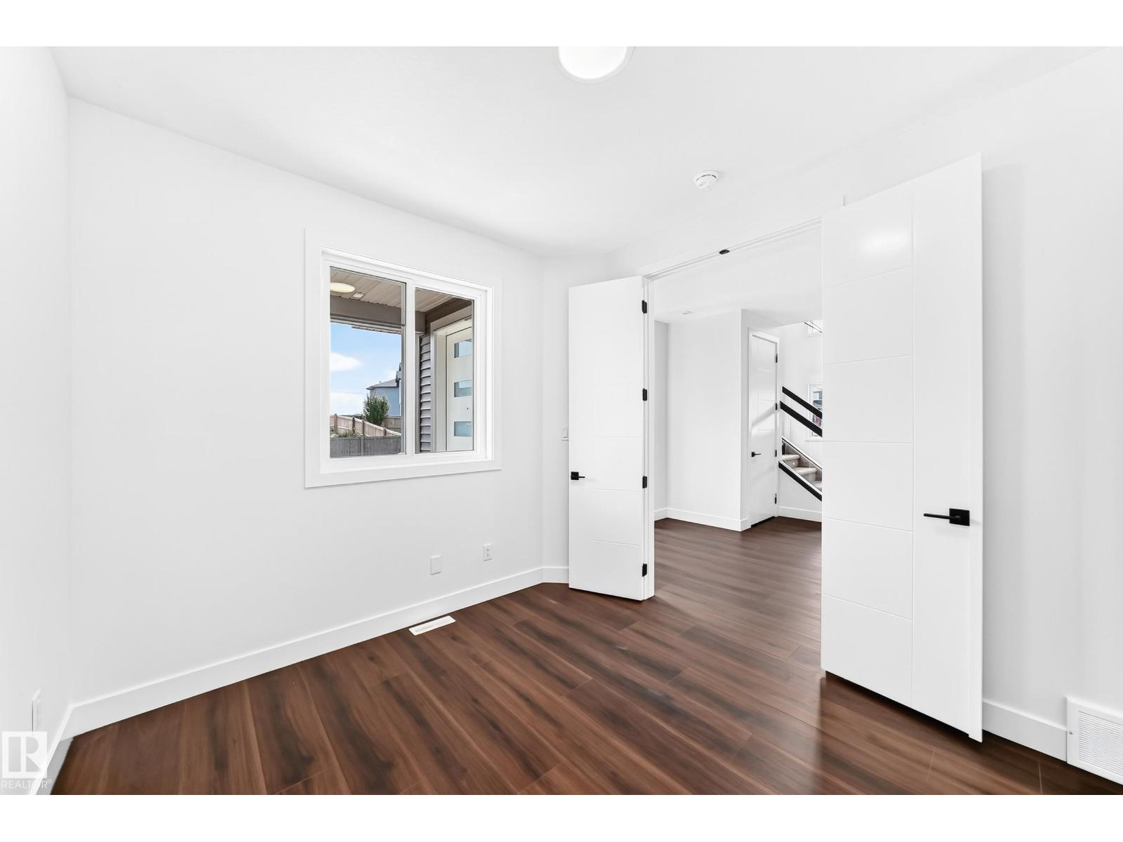 753 ASTORIA WY - 26
