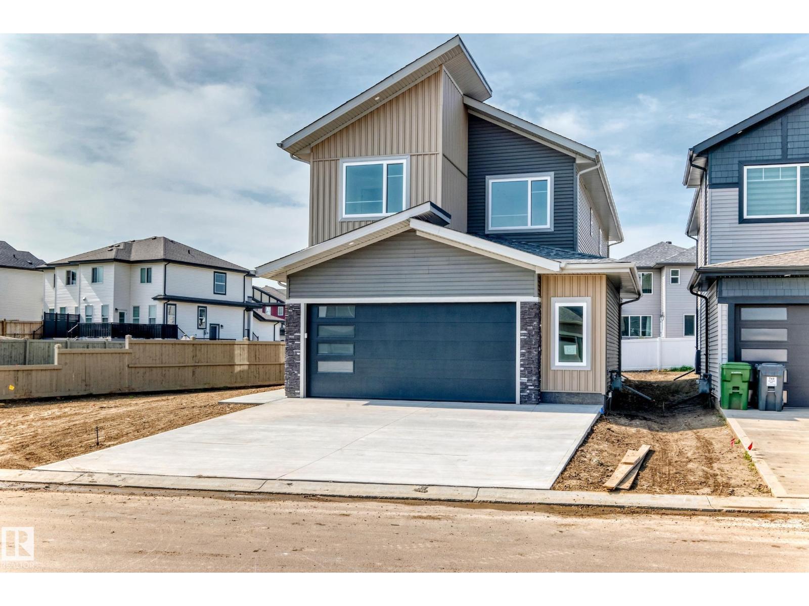 753 ASTORIA WY - 3
