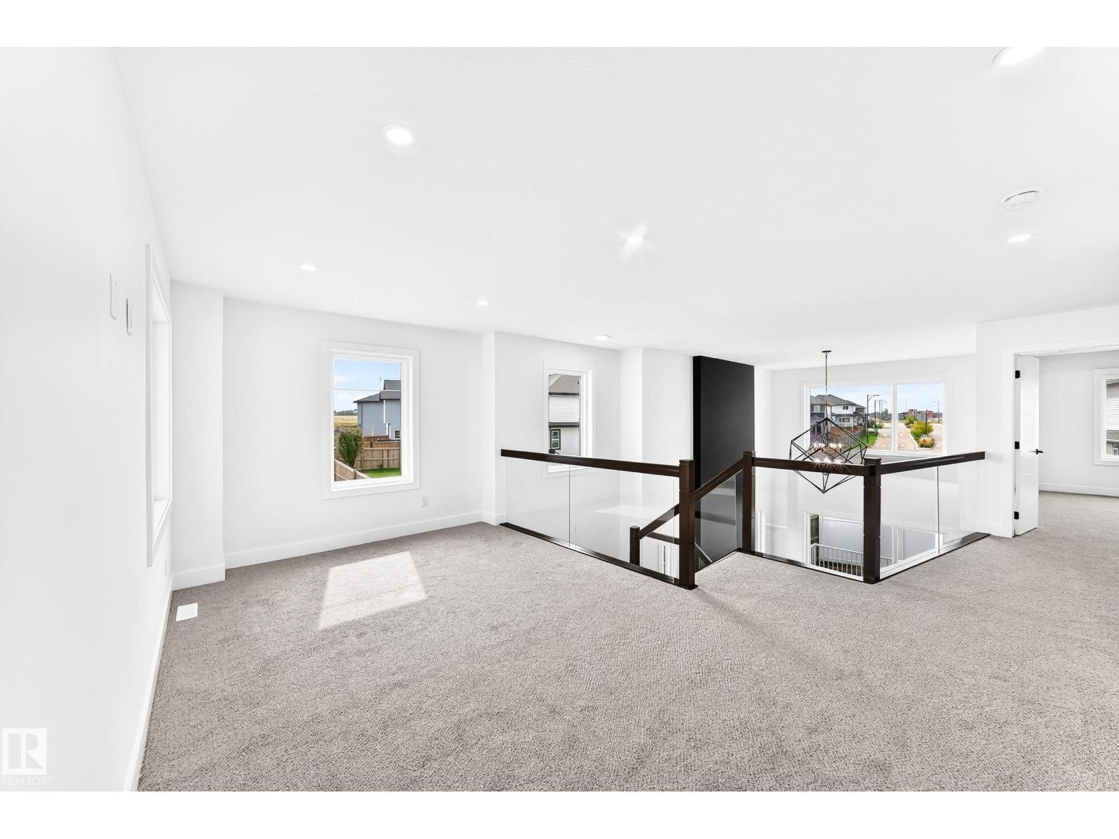 753 ASTORIA WY - 51