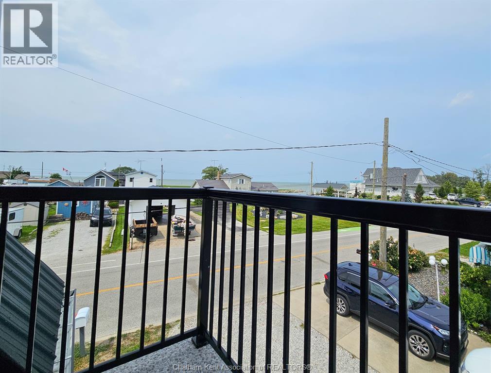 19260 Lakeside DRIVE - 34