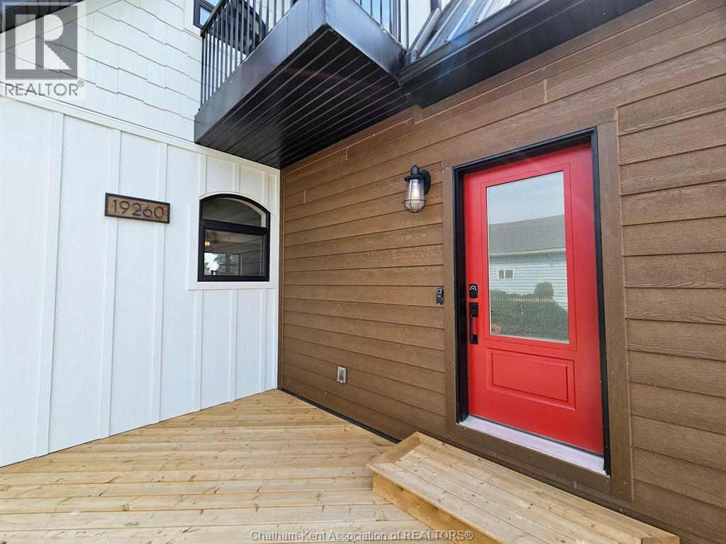 19260 Lakeside DRIVE - Image 35