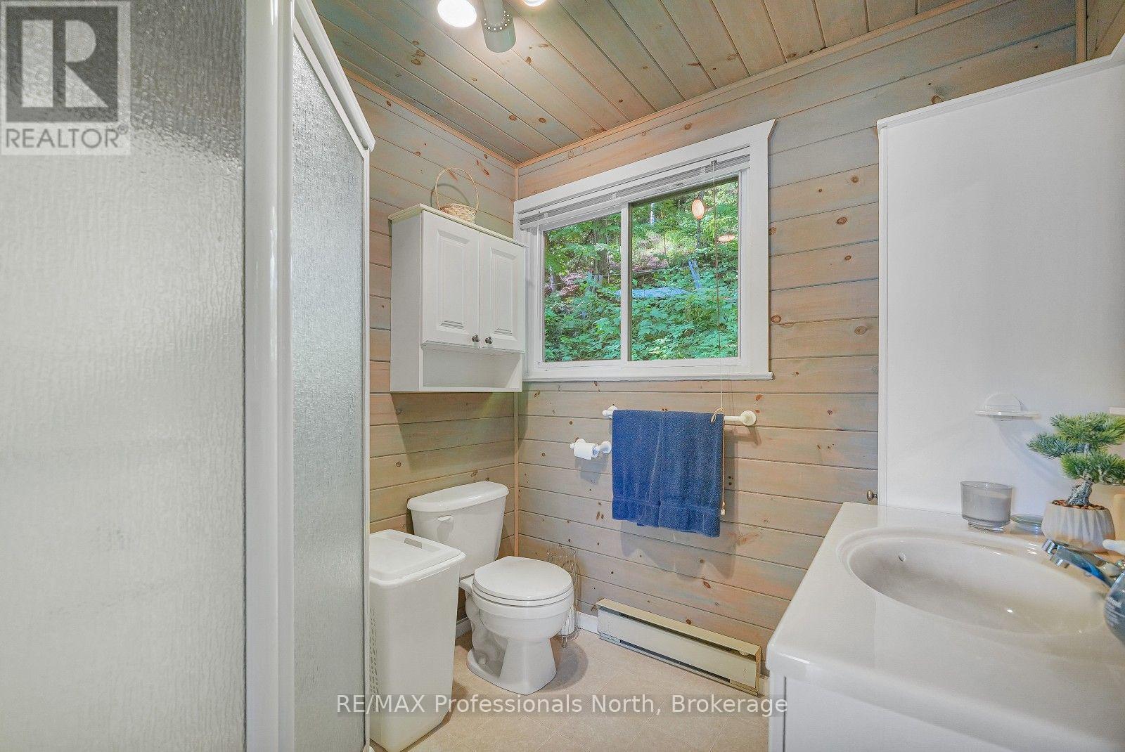 1017 PICKEREL LANE - Image 9
