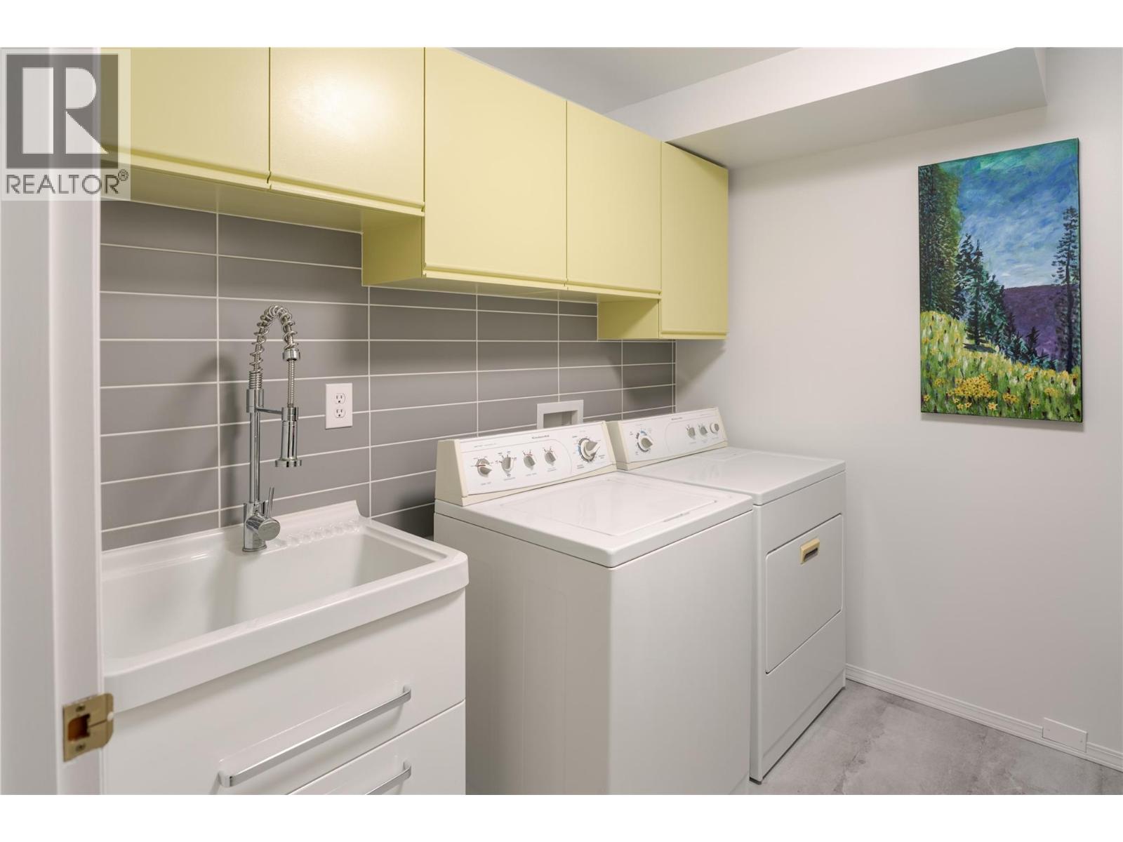  149 Applecrest Court, Kelowna