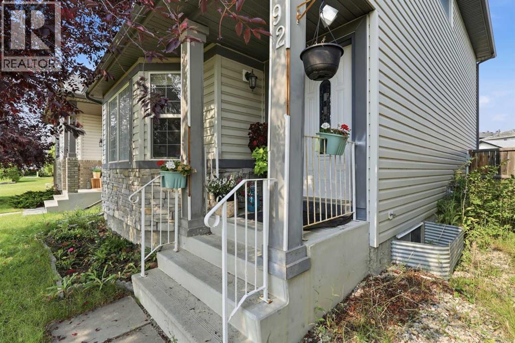 92 Arbour Meadows Close NW - Image 3