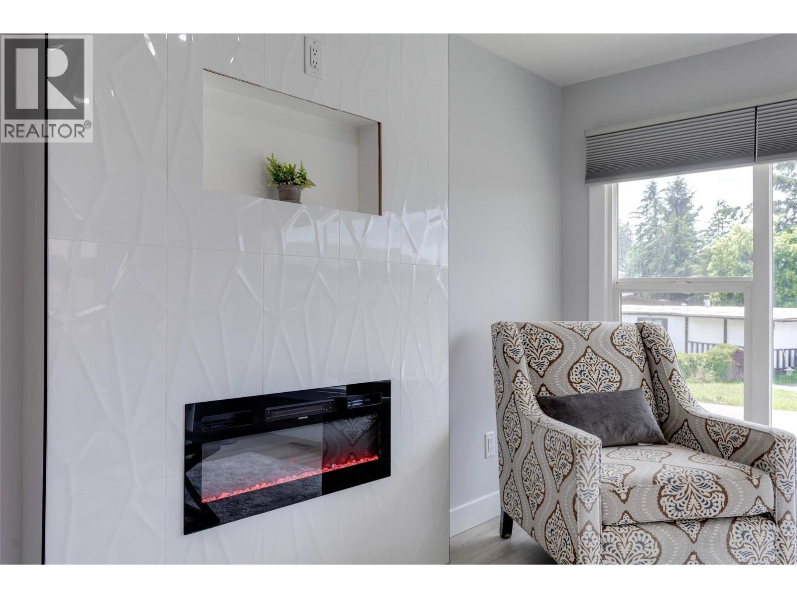 10 3535 McCulloch Road, Kelowna