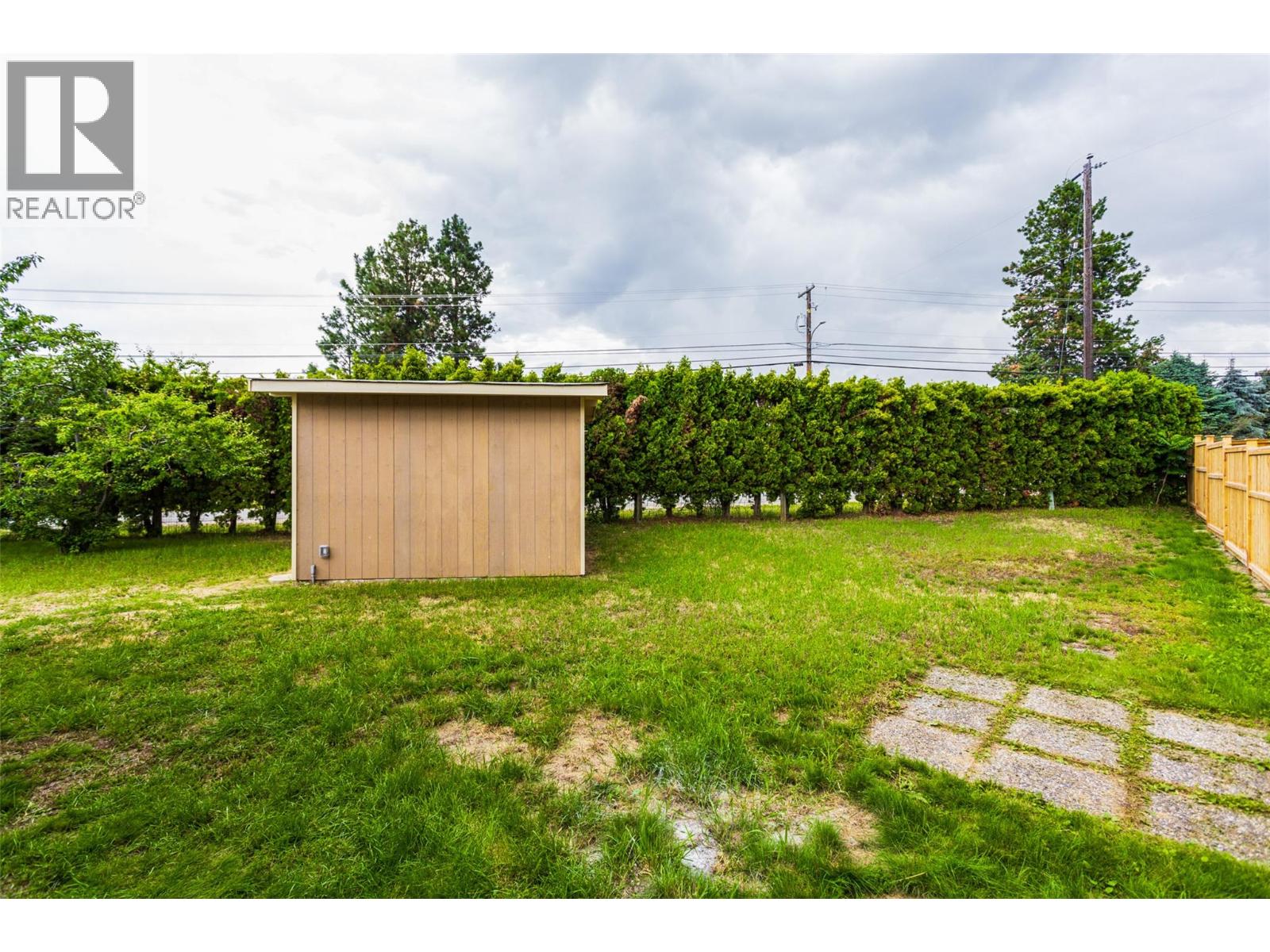 10 3535 McCulloch Road, Kelowna