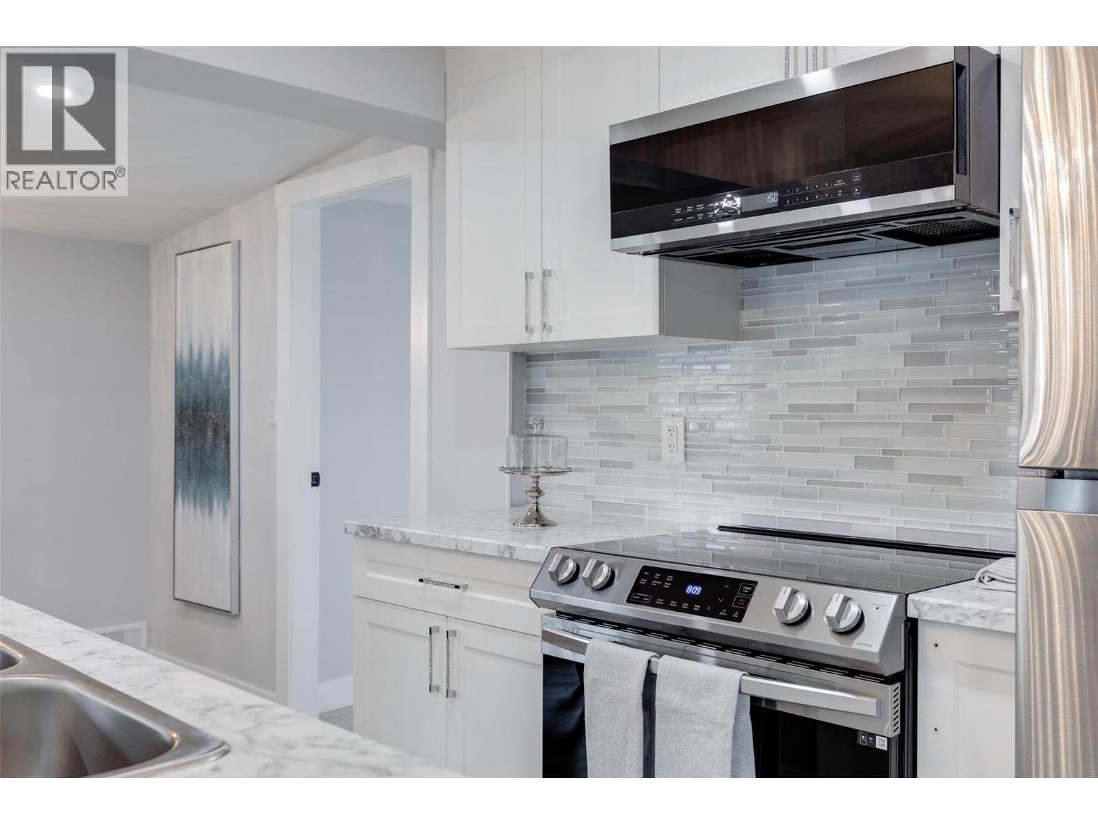 10 3535 McCulloch Road, Kelowna
