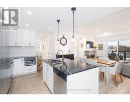 302 - 19 A West Street N, Kawartha Lakes, ON K0M1N0 Photo 16