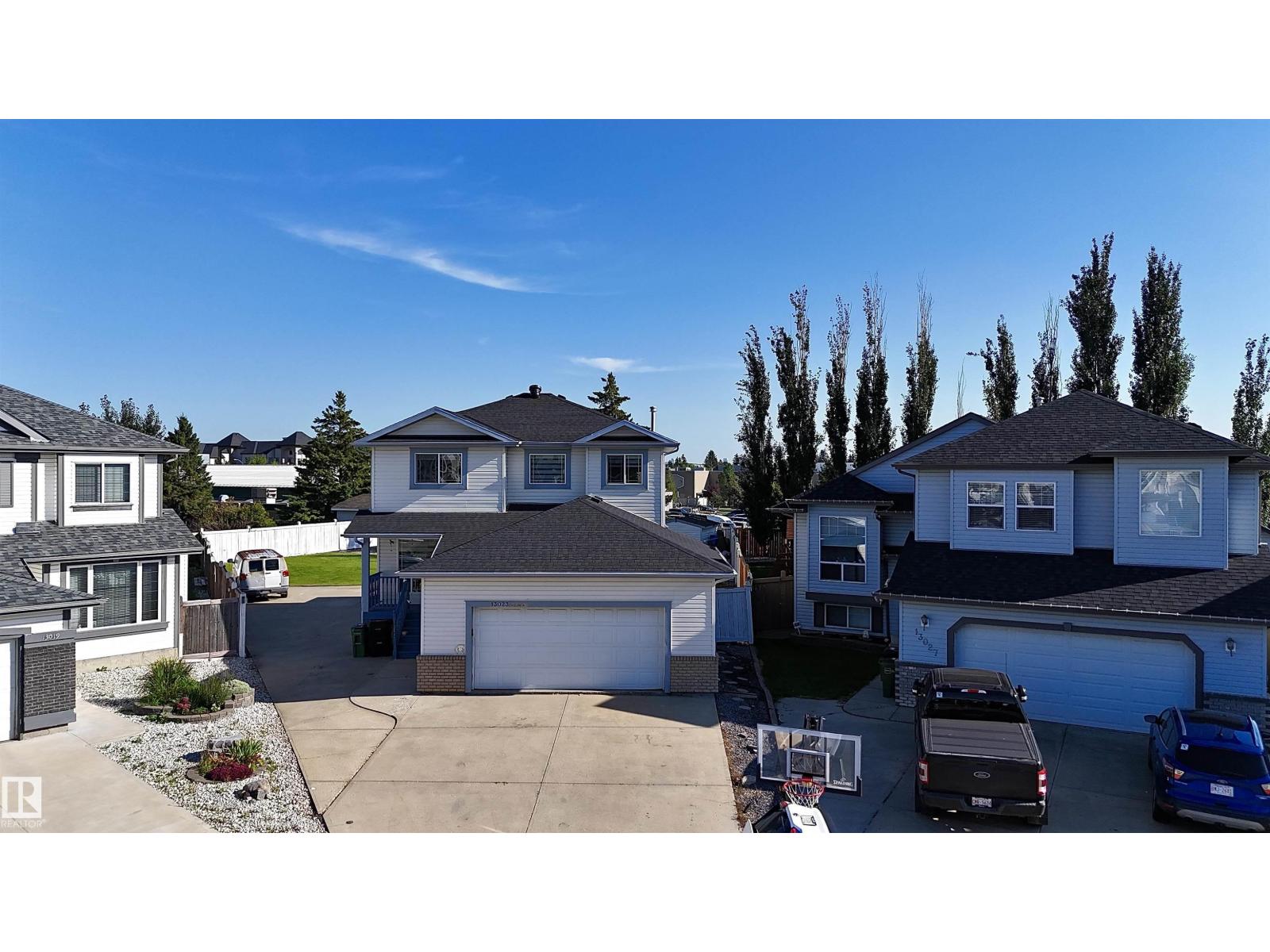 13023 HUDSON WY NW, Edmonton, Alberta, T6V1M4