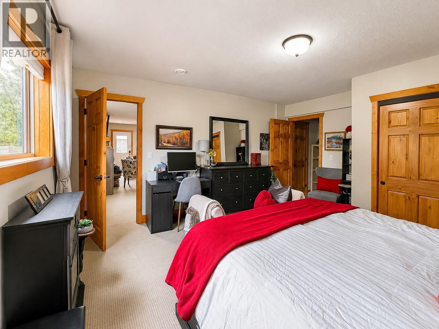 1741 8th Avenue - 75