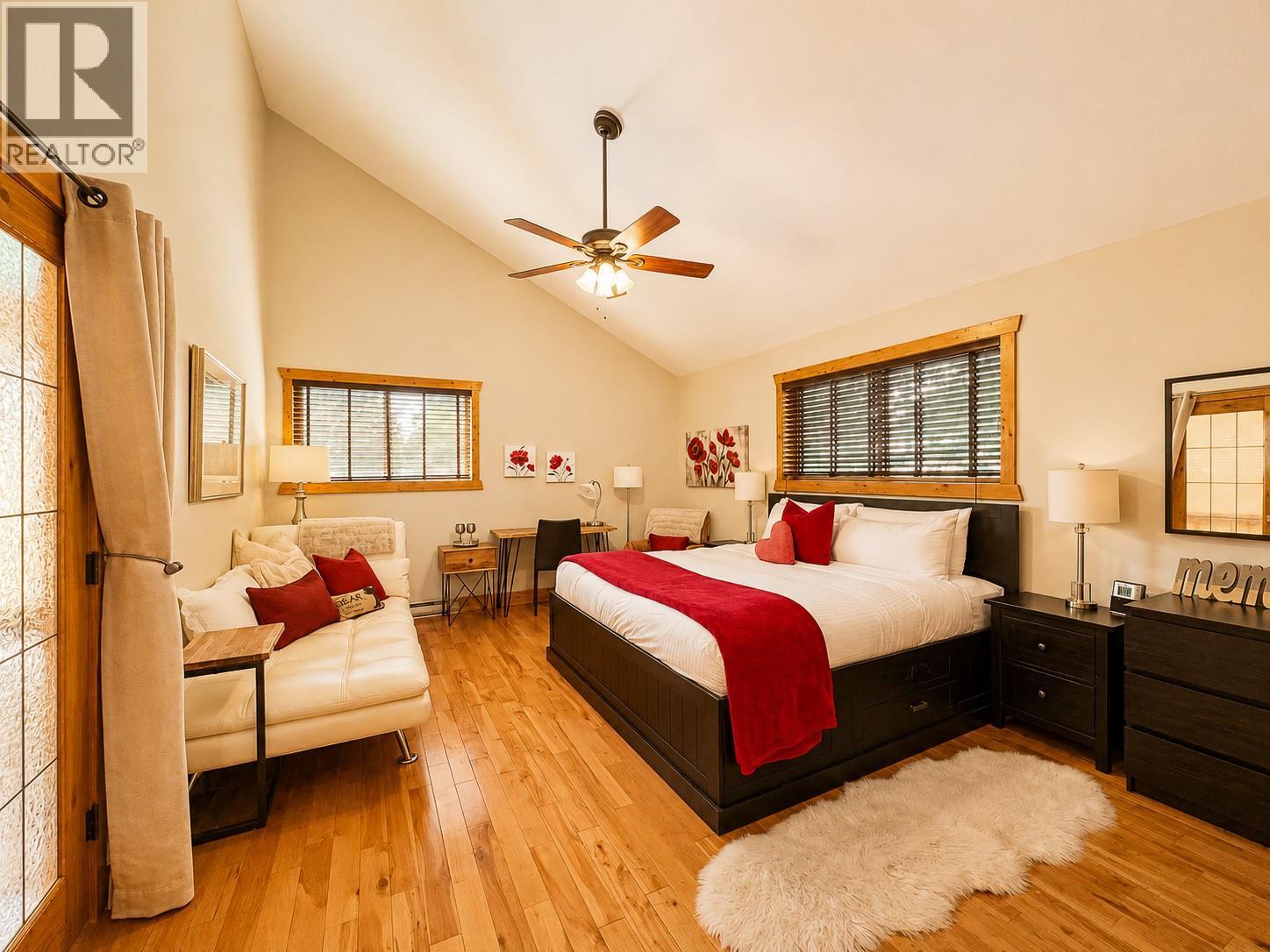 1741 8th Avenue - 52