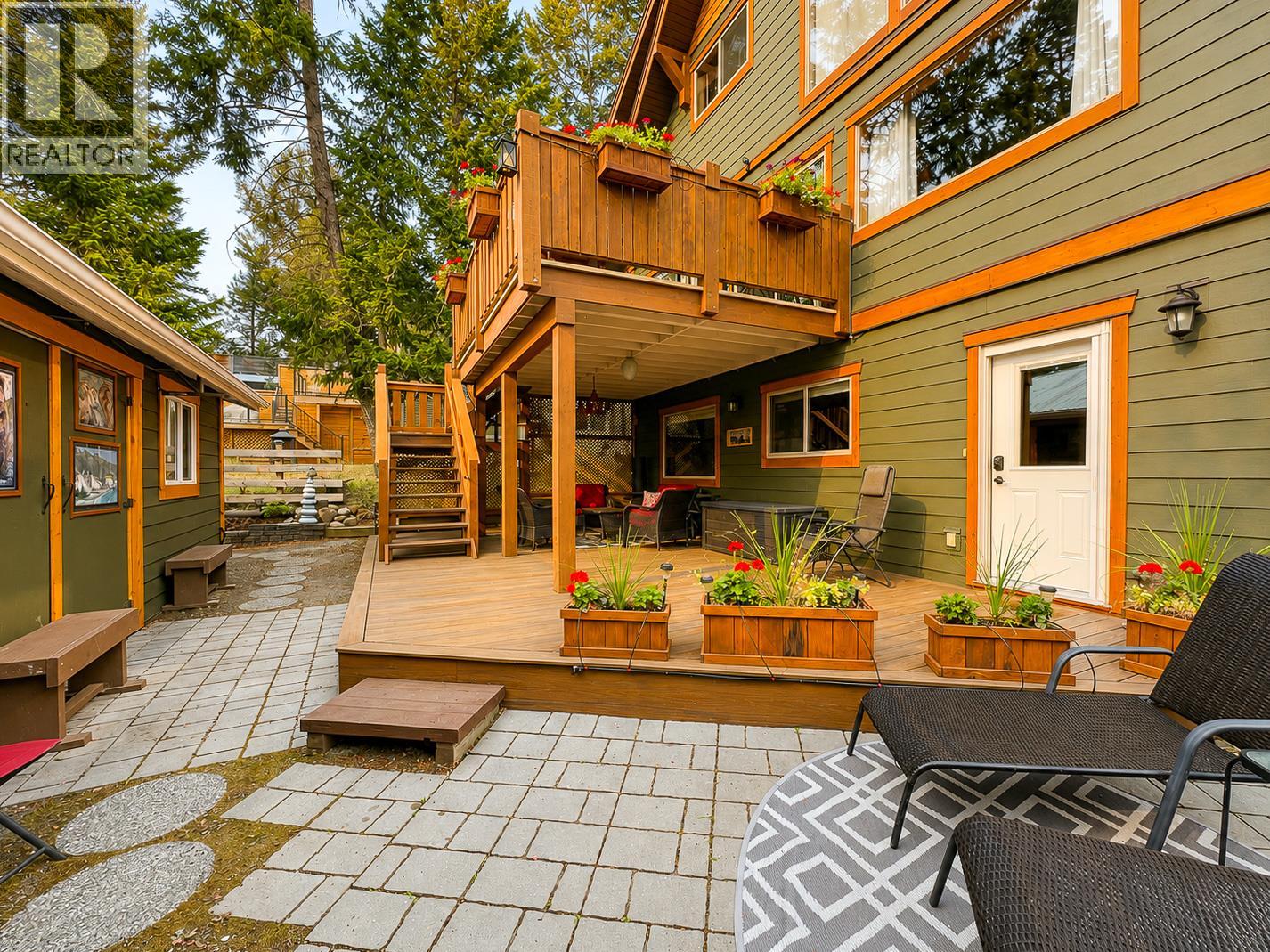 1741 8th Avenue - 60
