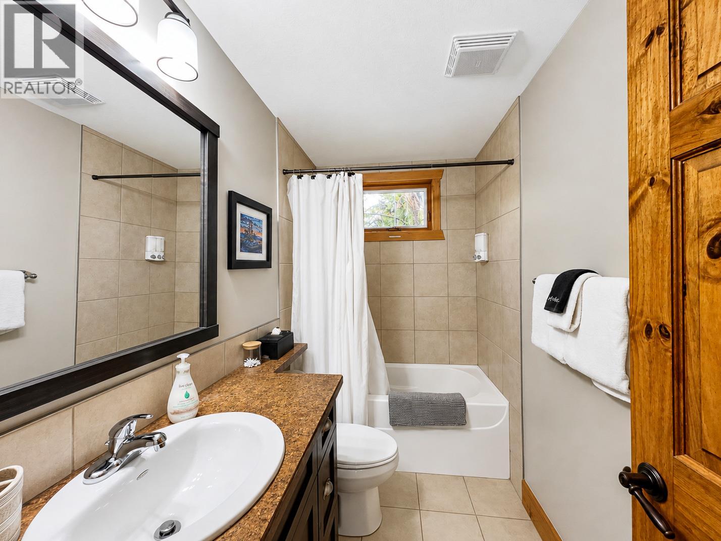 1741 8th Avenue - 50