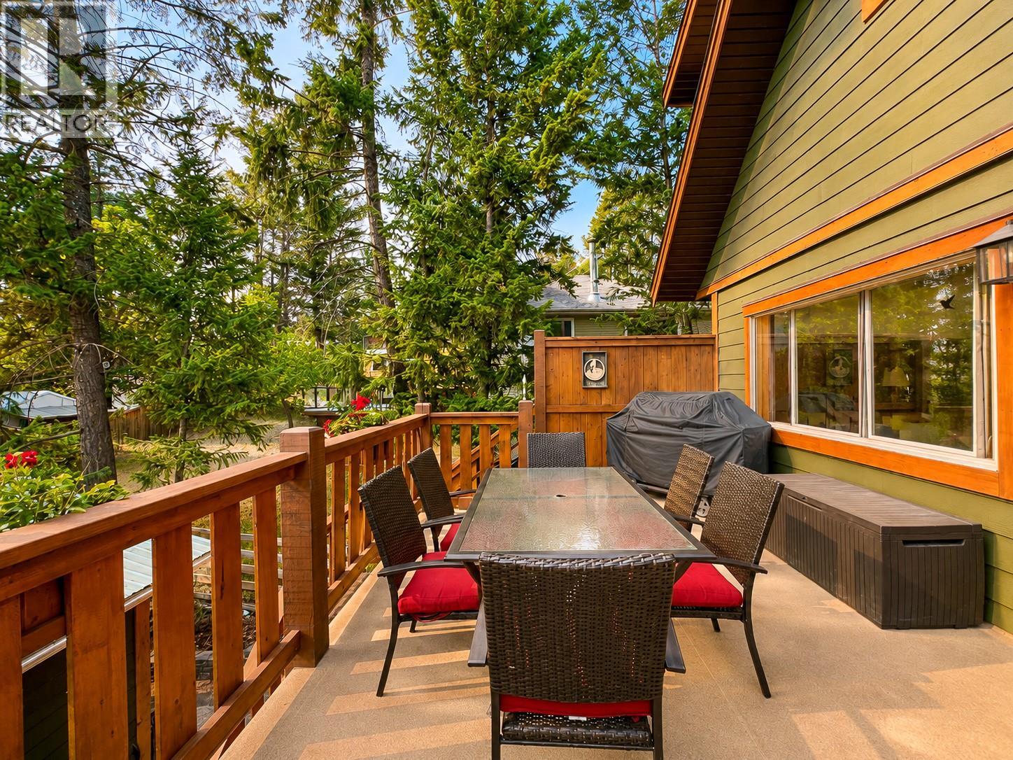 1741 8th Avenue - 23