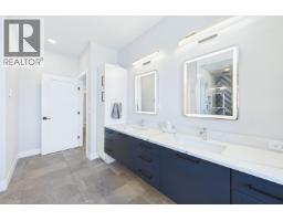 439 Redtail Court, Kelowna, BC V1W0B1 Photo 33