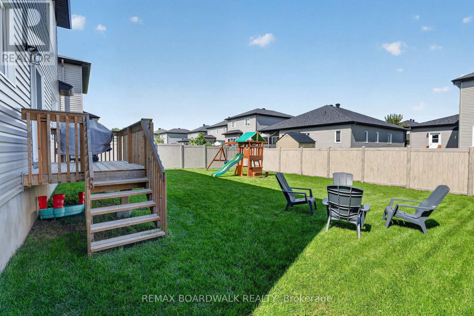 340 MOONLIGHT DRIVE - Image 34