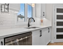 Pantry - 340 Moonlight Drive, Russell, ON K4R0L1 Photo 9