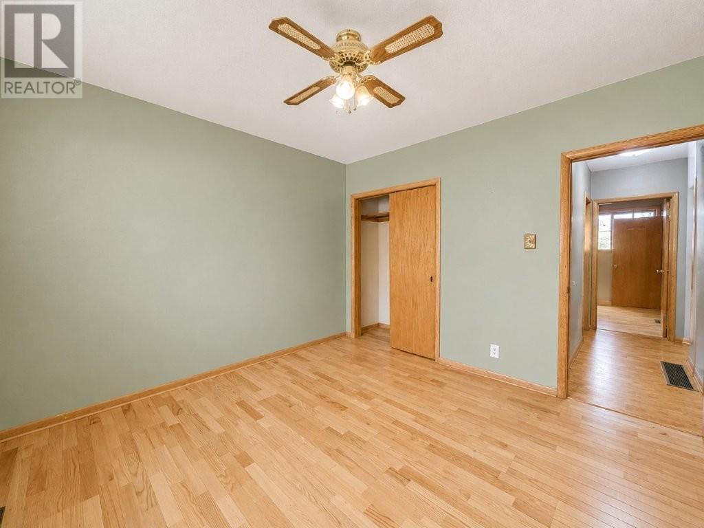412 James Street S - 20
