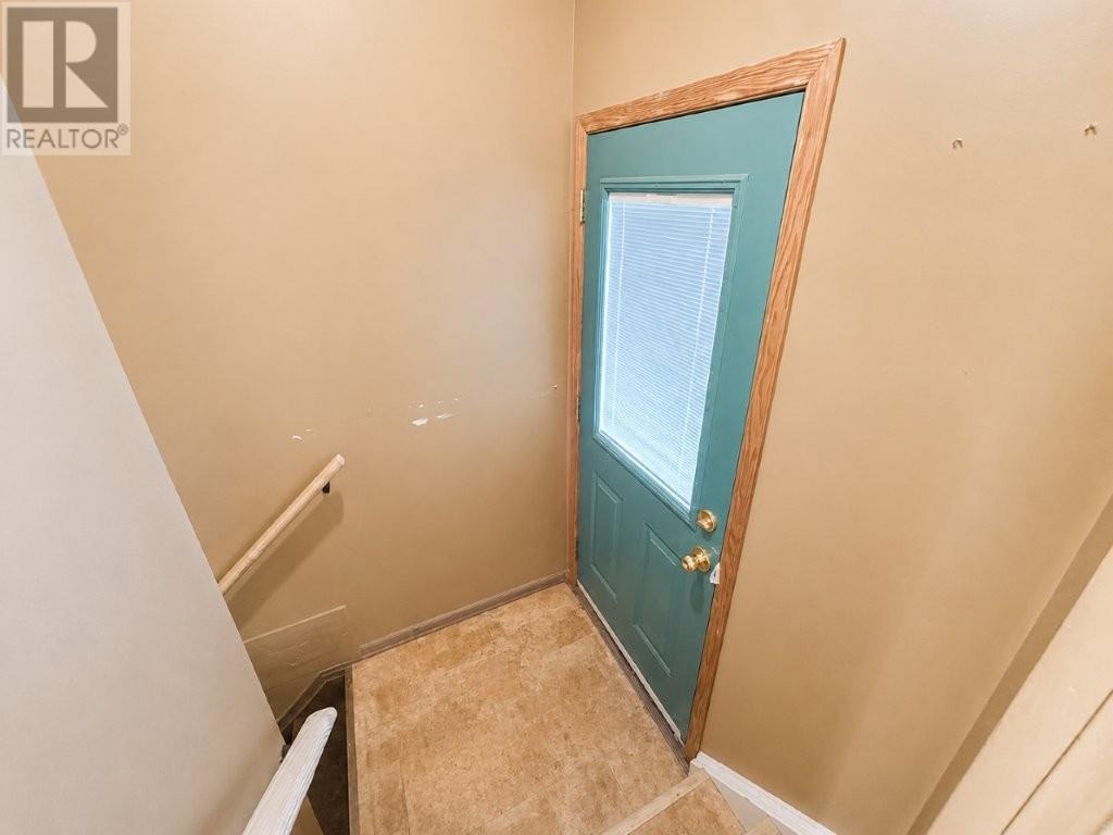 412 James Street S - 42
