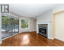 Ensuite - 209 935 Johnson St, Victoria, BC V8V3N5 Photo 6