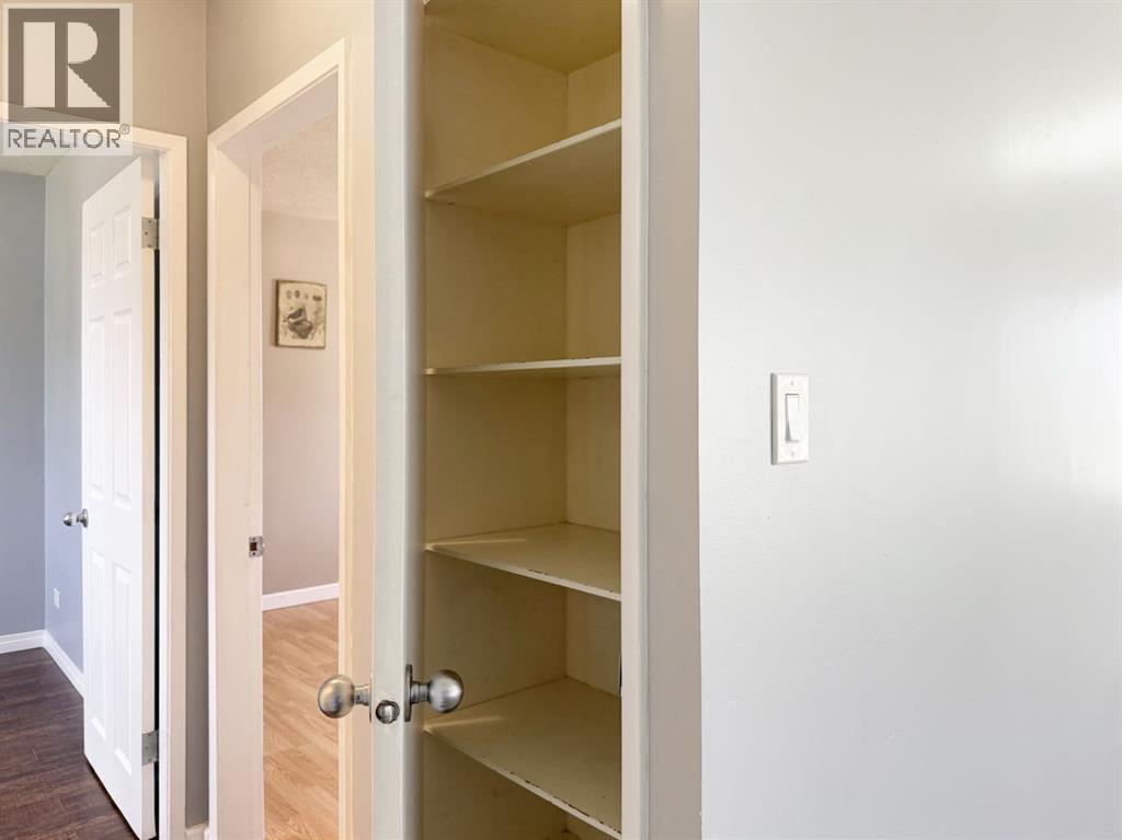 4912 49 Avenue - 26