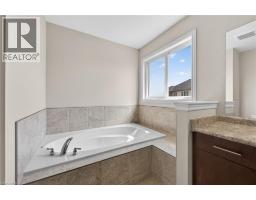 9 Winterberry Boulevard, Thorold, ON L2V0J1 Photo 40