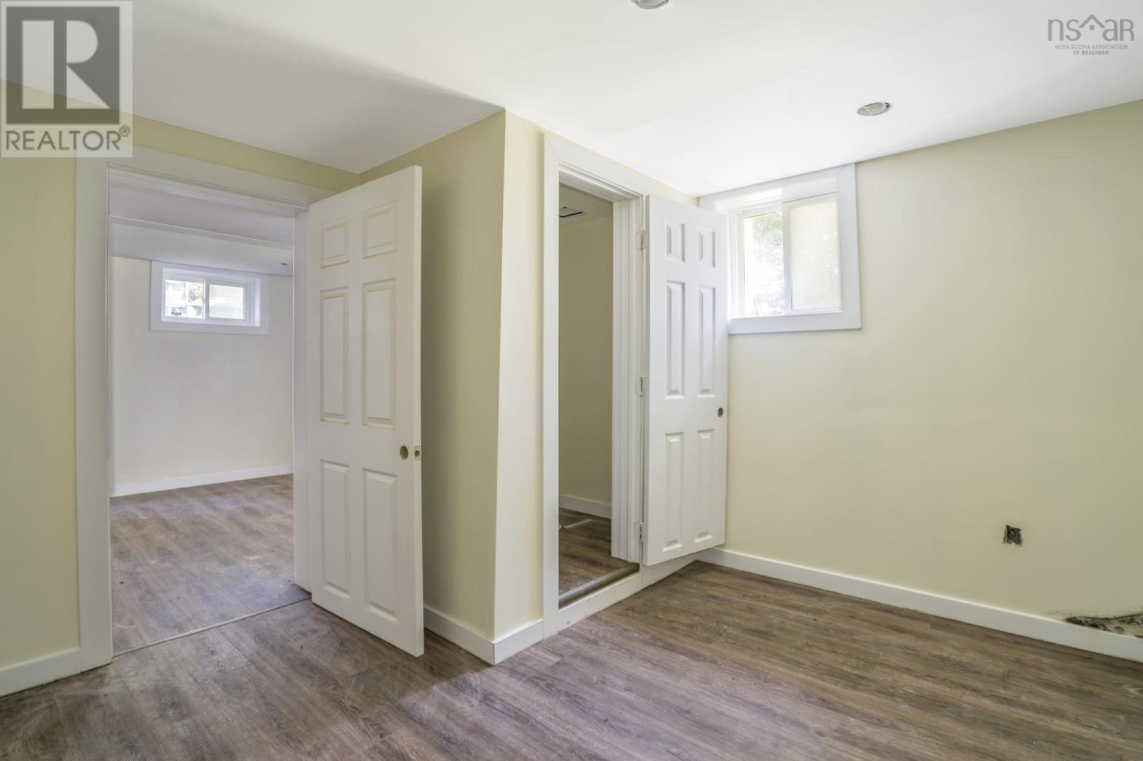 60 Thornhill Drive - 26