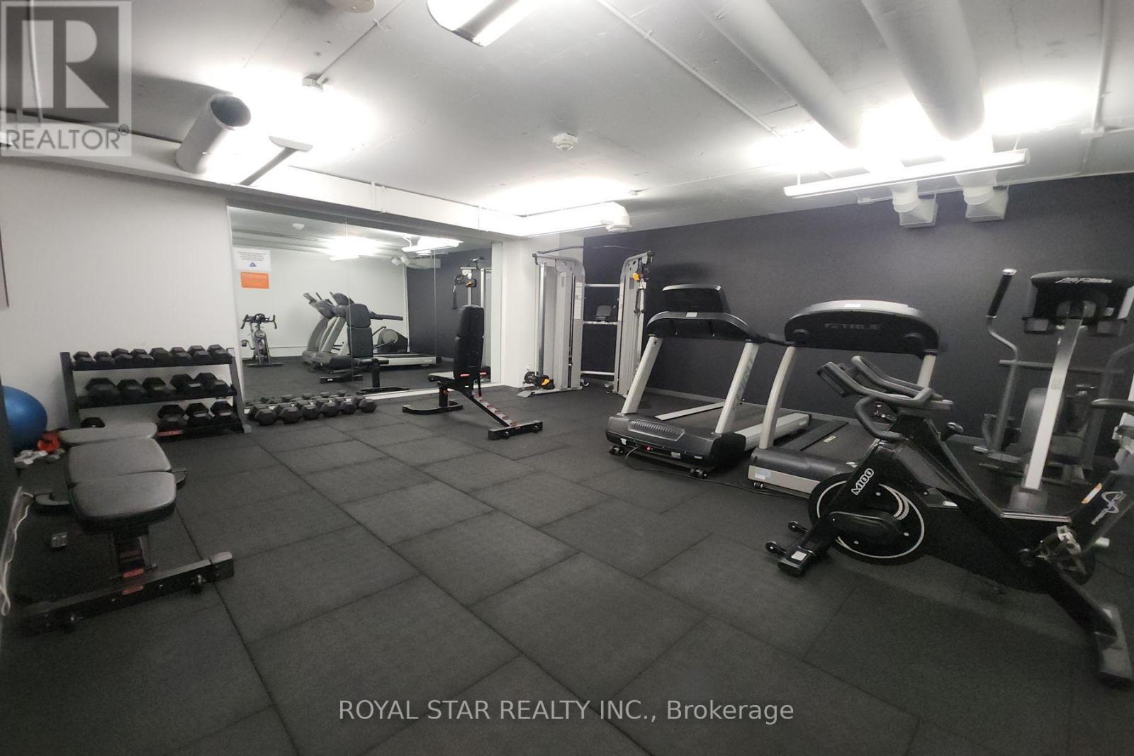 #623 95 BATHURST STREET - Image 22