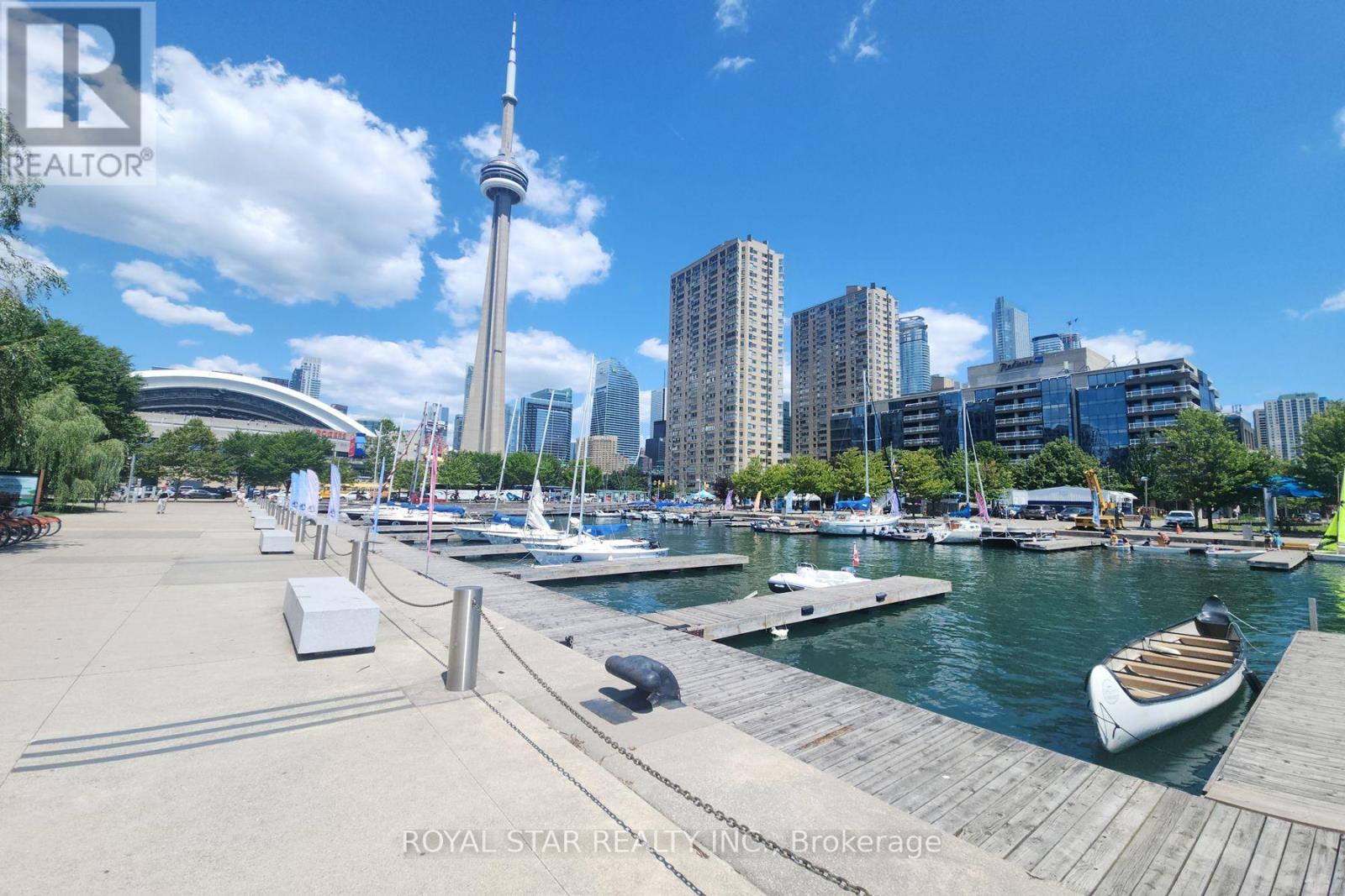 #623 95 BATHURST STREET - Image 39