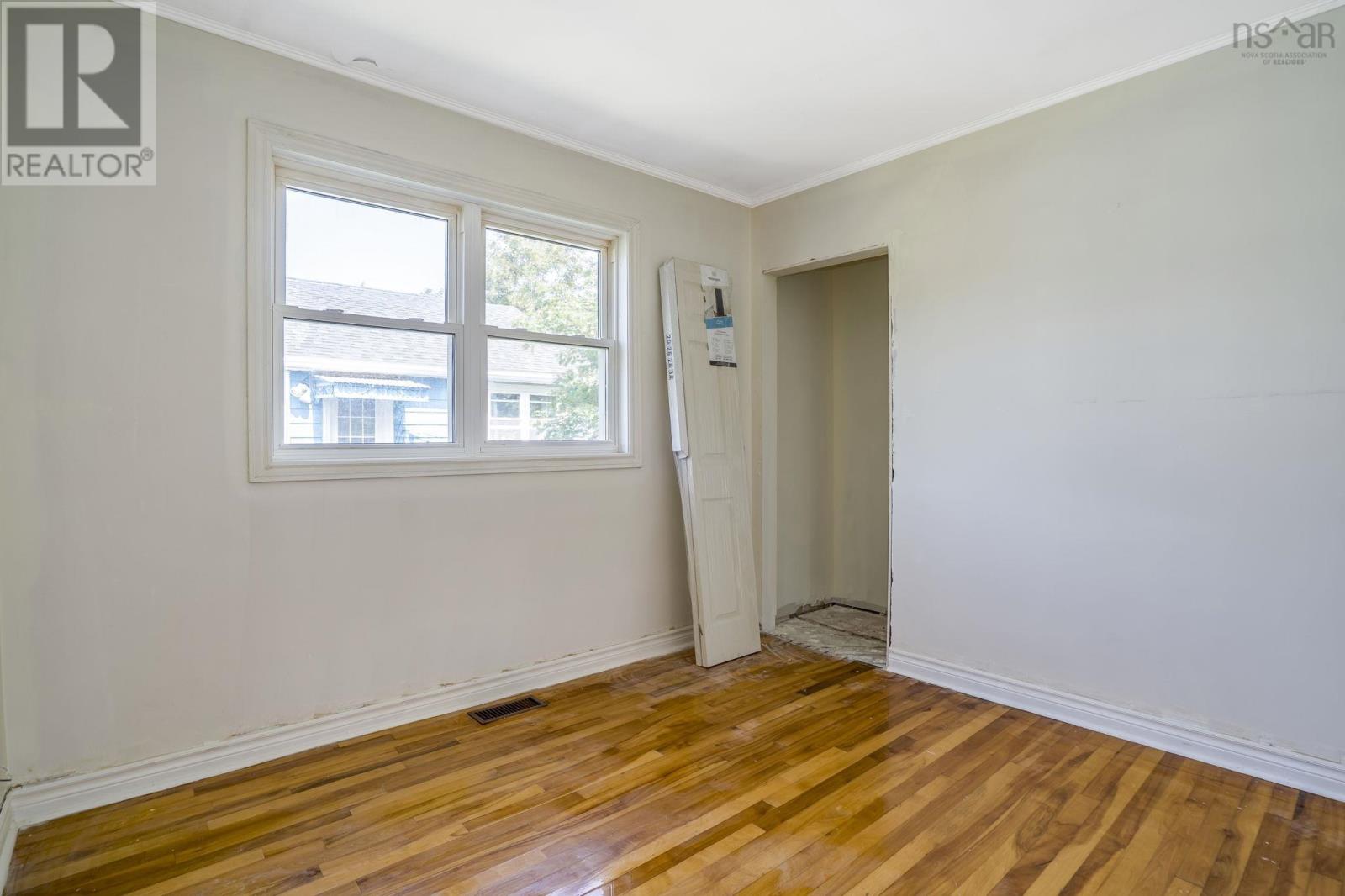 60 Thornhill Drive - 8