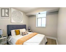 704 - 3559 Eglinton Avenue W, Toronto, ON M6M5C6 Photo 10