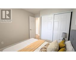 704 - 3559 Eglinton Avenue W, Toronto, ON M6M5C6 Photo 18