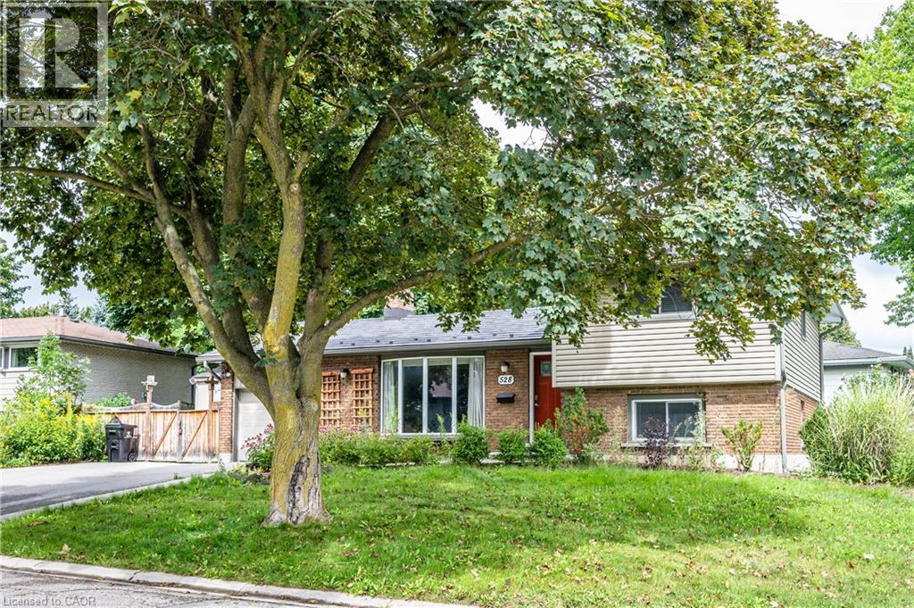 528 SPRUCEHILL Avenue — photo 3
