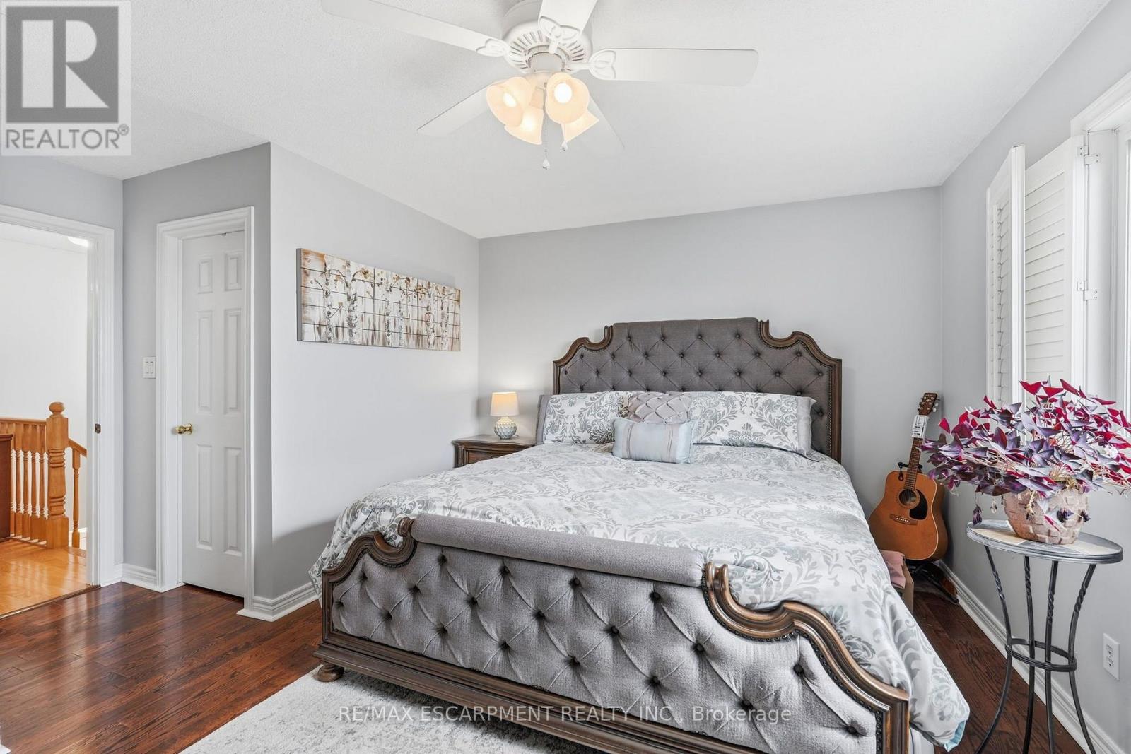 8 SLATER COURT - 18
