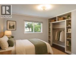 4726 Laurel Avenue, Sechelt, BC V7Z0E7 Photo 18