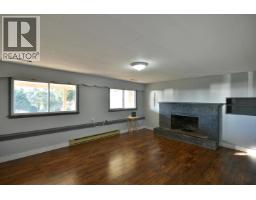 4726 Laurel Avenue, Sechelt, BC V7Z0E7 Photo 31