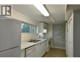 4726 Laurel Avenue, Sechelt, BC V7Z0E7 Photo 29